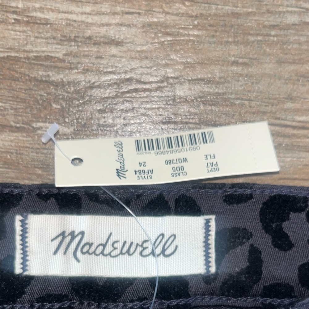 NWT Madewell 9" Mid-Rise Skinny Jeans: Flocked Leopard Edition - Picture 4 of 4